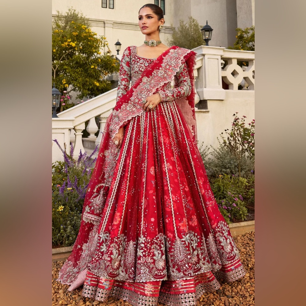 Soraya Marybelle suit